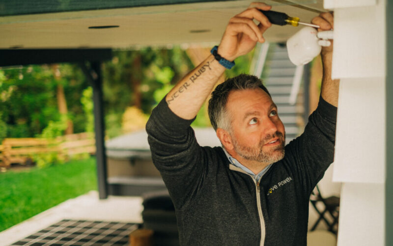 Cove Power Wins 5th Consecutive Readers Choice Award for Favourite Electrician!